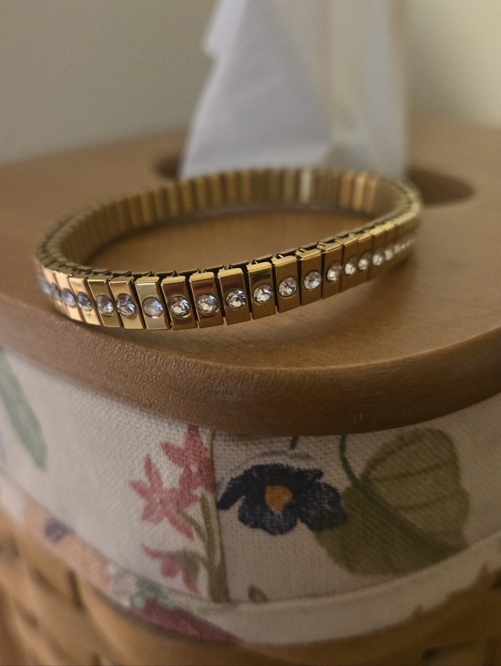 Anthropologie Gold Crystal Stretch Bracelet - Unbranded